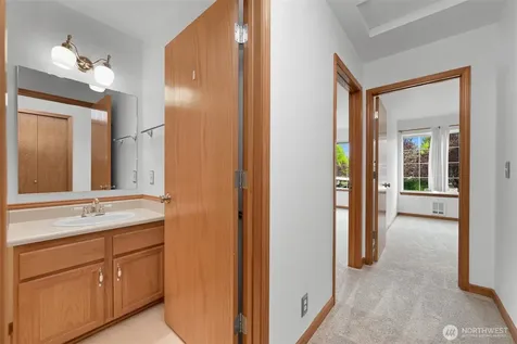 667 W Horton Way Bellingham WA 98229