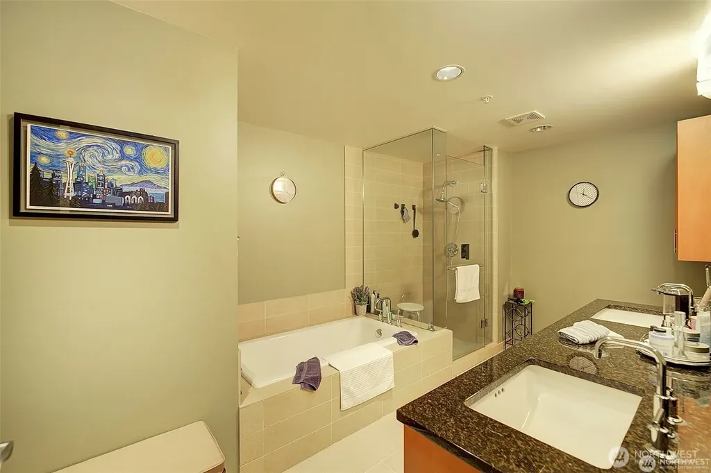 10650 NE 9th Place Bellevue WA 98004