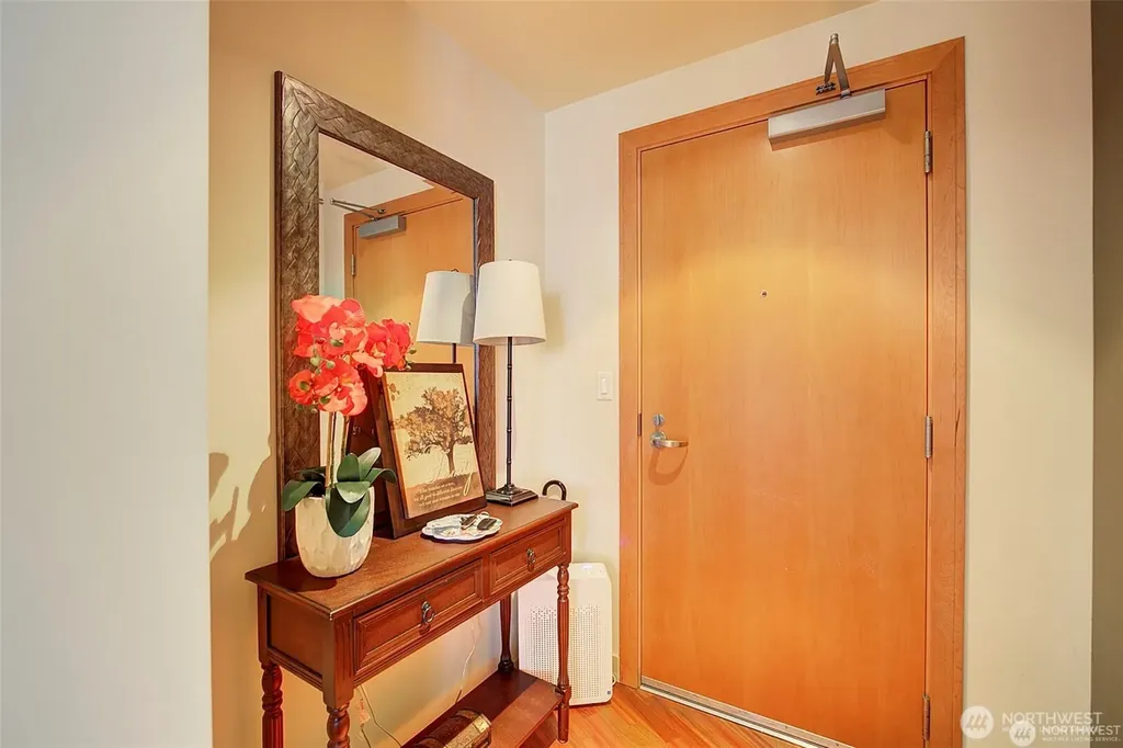 10650 NE 9th Place Bellevue WA 98004