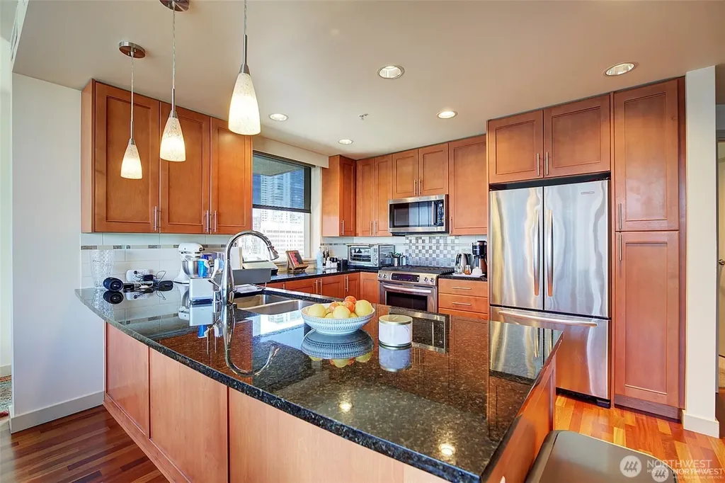 10650 NE 9th Place Bellevue WA 98004