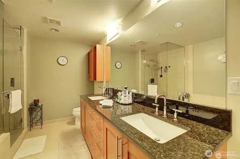 10650 NE 9th Place Bellevue WA 98004