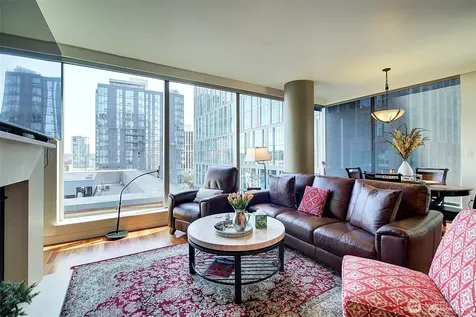 10650 NE 9th Place Bellevue WA 98004