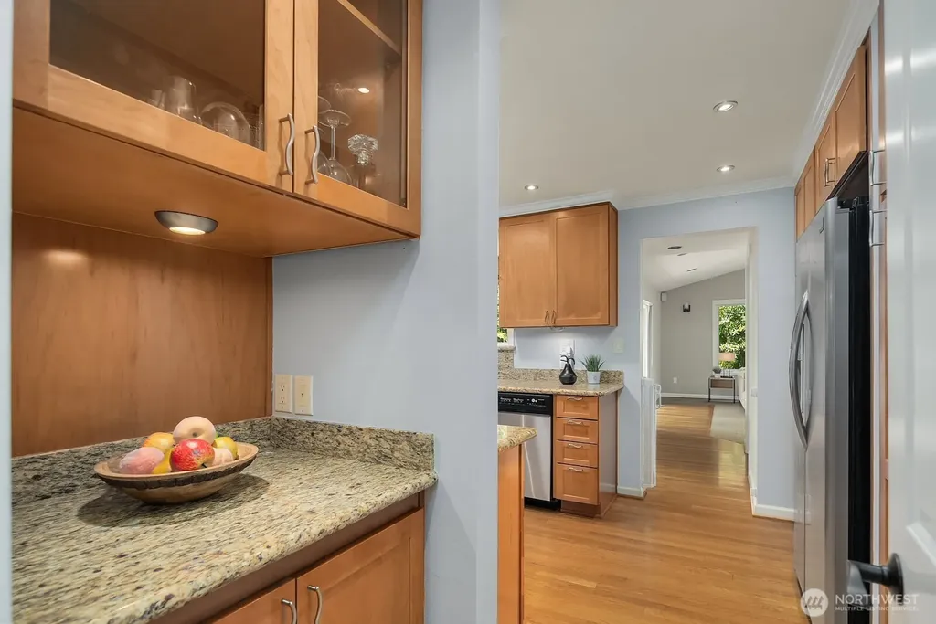 216 SW 192nd Street Normandy Park WA 98166