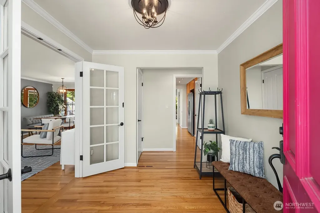216 SW 192nd Street Normandy Park WA 98166