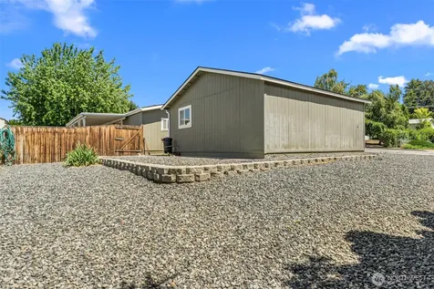 425 Nightengale Place East Wenatchee WA 98802