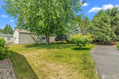 425 Nightengale Place East Wenatchee WA 98802