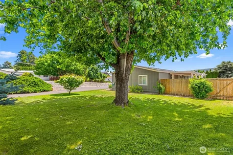 425 Nightengale Place East Wenatchee WA 98802