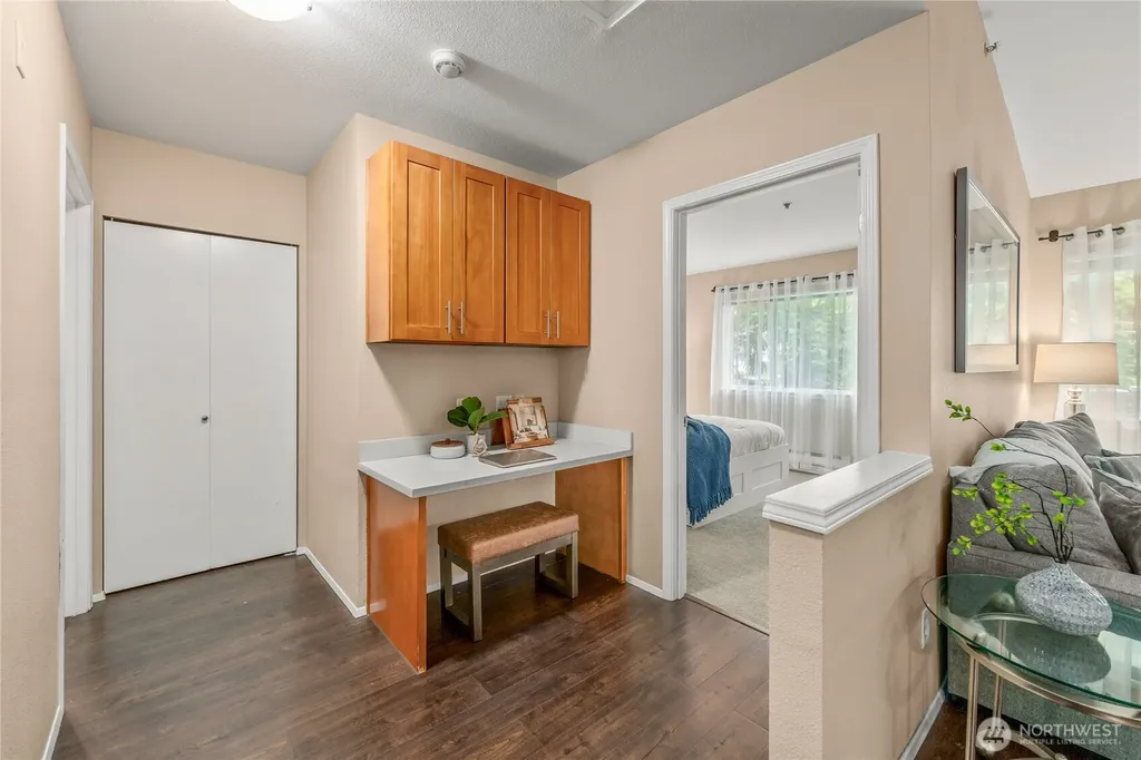 15300 112th Avenue NE Bothell WA 98011