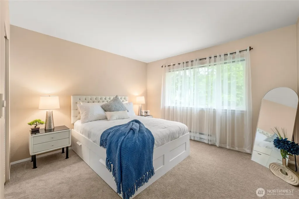 15300 112th Avenue NE Bothell WA 98011