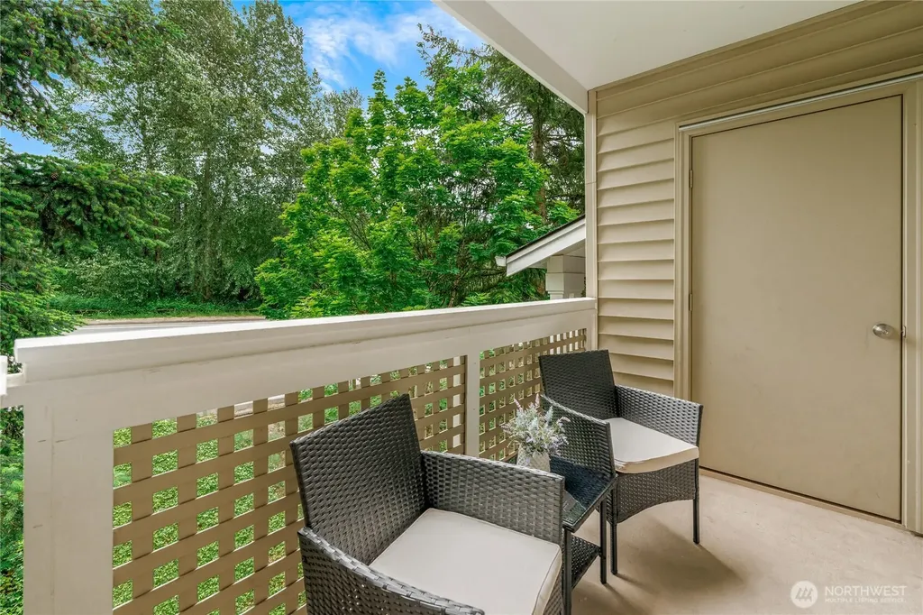 15300 112th Avenue NE Bothell WA 98011