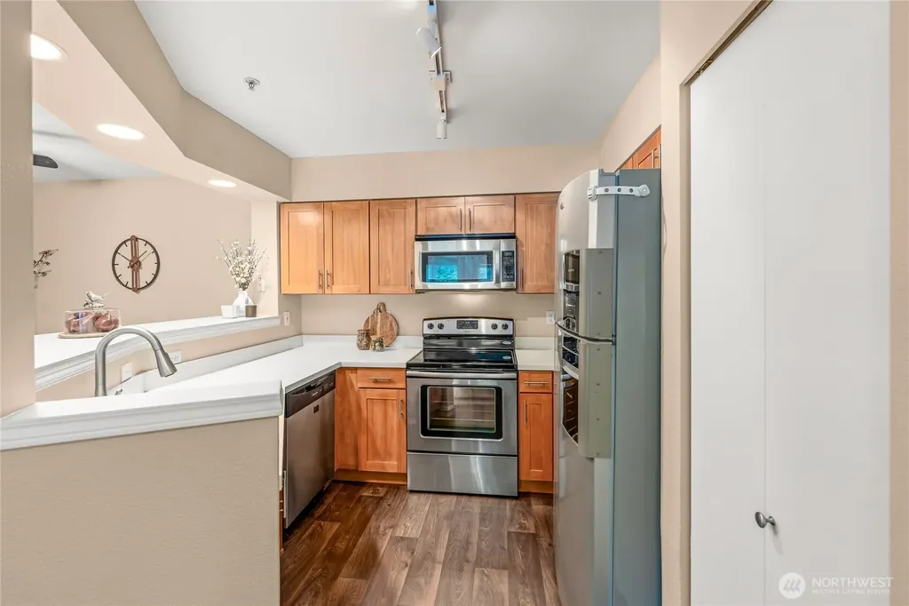 15300 112th Avenue NE Bothell WA 98011