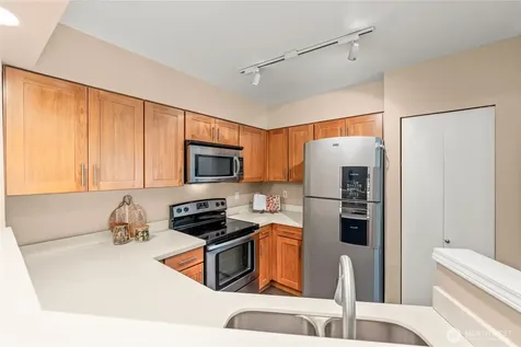 15300 112th Avenue NE Bothell WA 98011