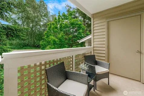 15300 112th Avenue NE Bothell WA 98011
