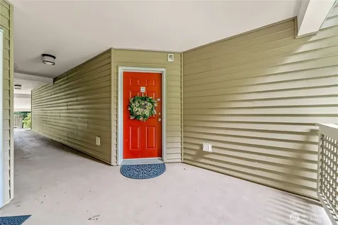 15300 112th Avenue NE Bothell WA 98011