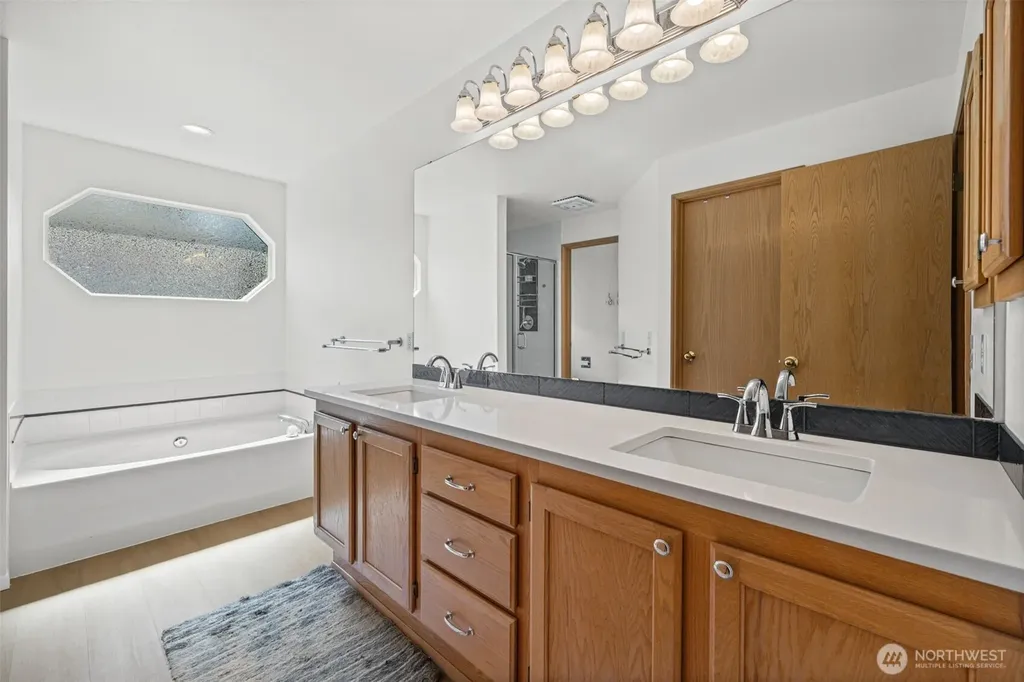 1602 55th Ct SE Auburn WA 98092