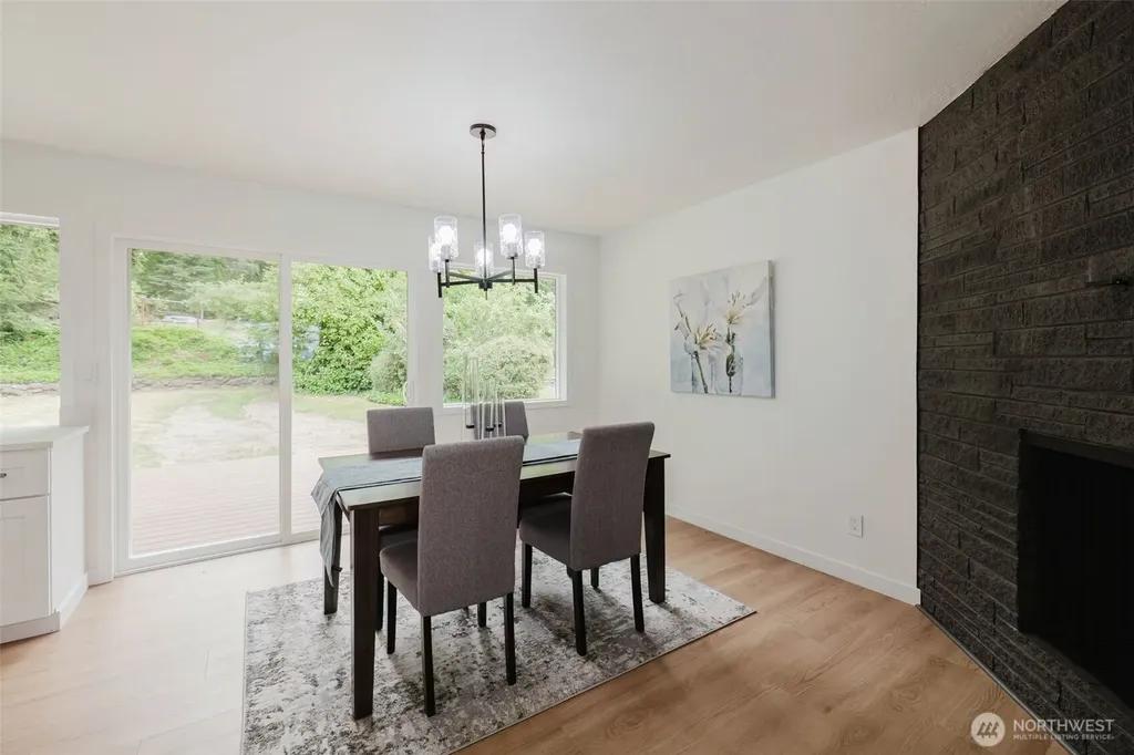 3828 Harbel Drive NE Bremerton WA 98310
