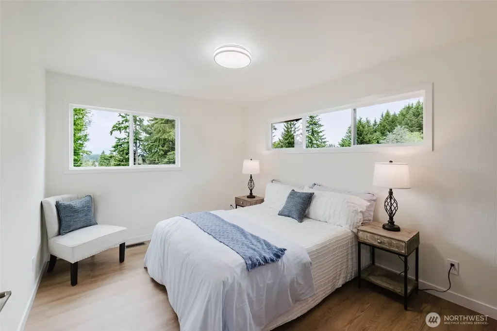 3828 Harbel Drive NE Bremerton WA 98310