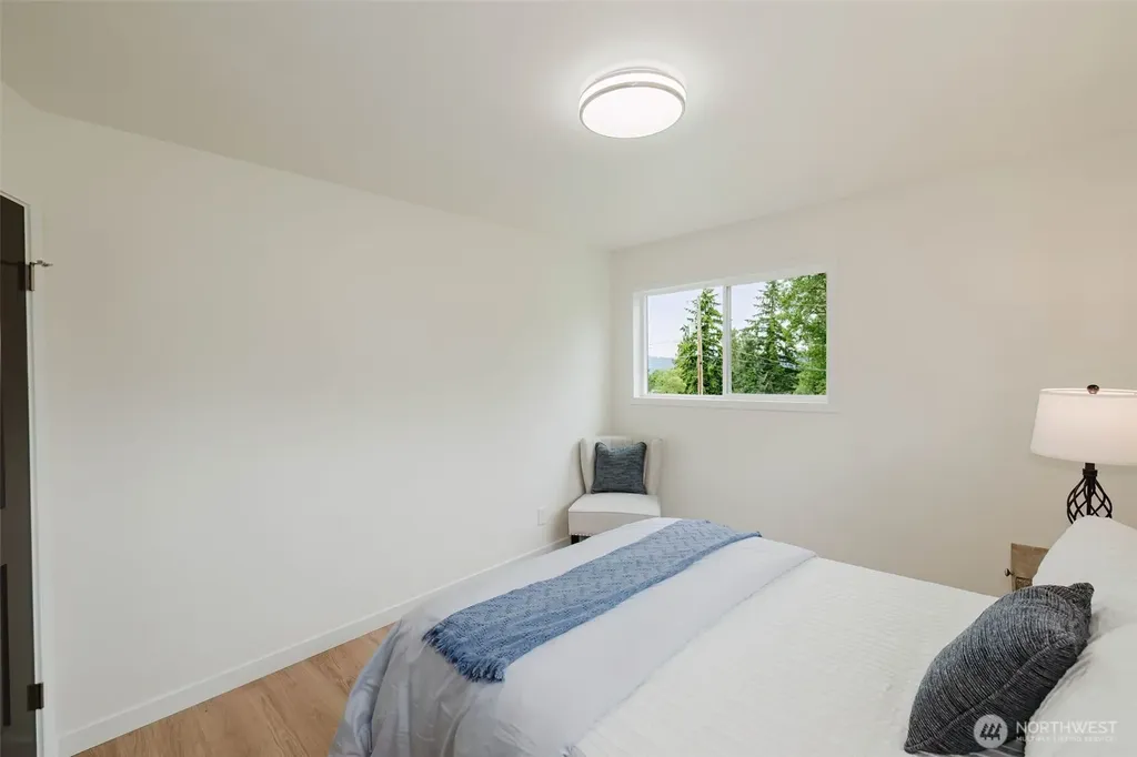 3828 Harbel Drive NE Bremerton WA 98310