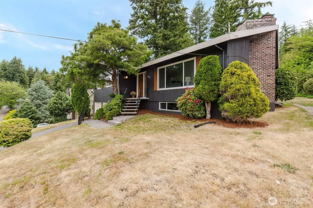 3828 Harbel Drive NE Bremerton WA 98310