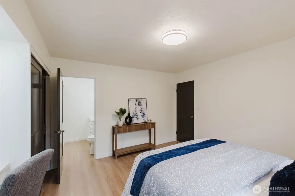 3828 Harbel Drive NE Bremerton WA 98310