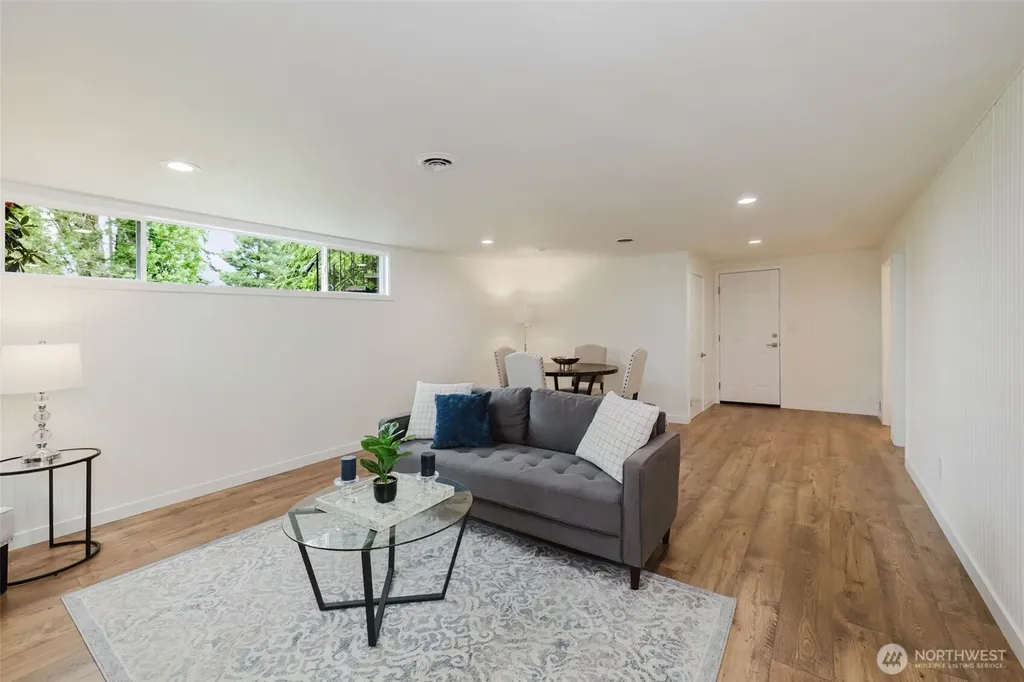 3828 Harbel Drive NE Bremerton WA 98310