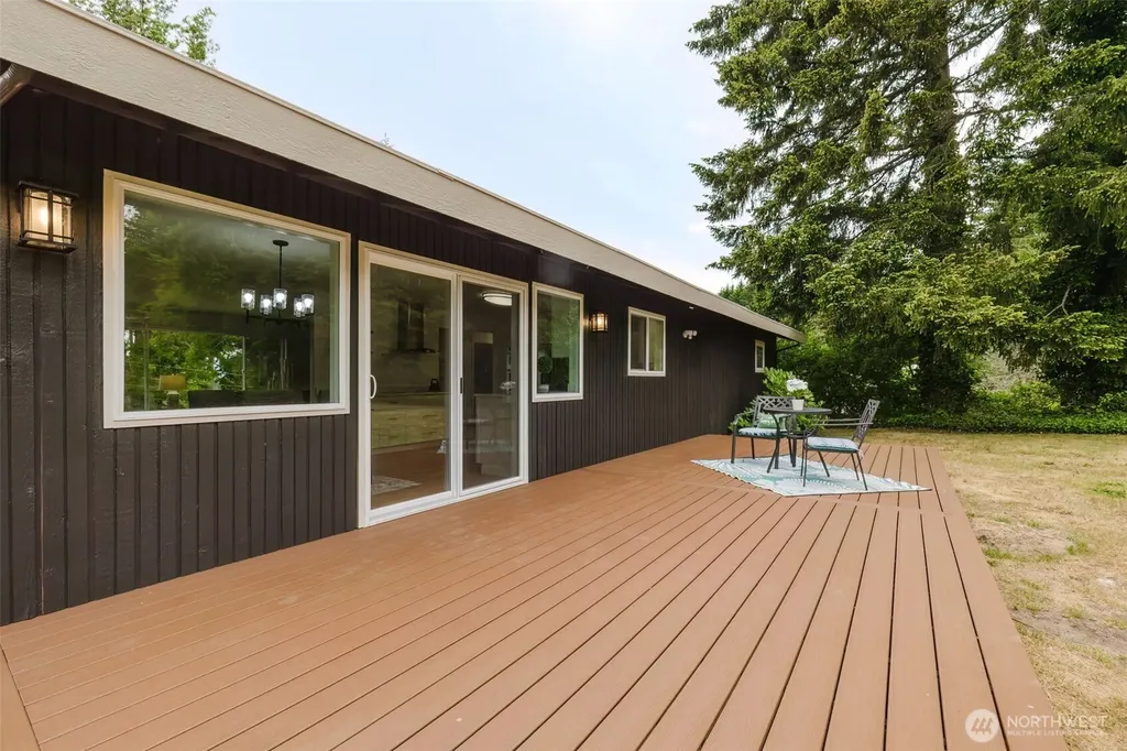 3828 Harbel Drive NE Bremerton WA 98310