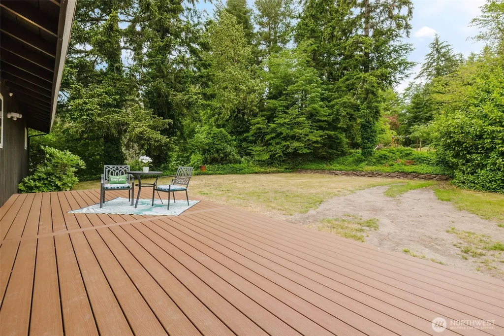 3828 Harbel Drive NE Bremerton WA 98310