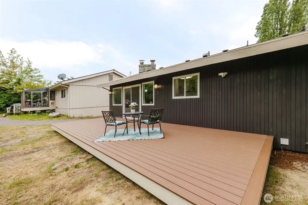 3828 Harbel Drive NE Bremerton WA 98310