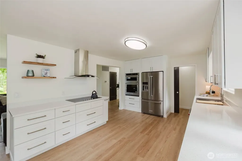3828 Harbel Drive NE Bremerton WA 98310