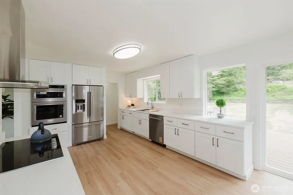 3828 Harbel Drive NE Bremerton WA 98310