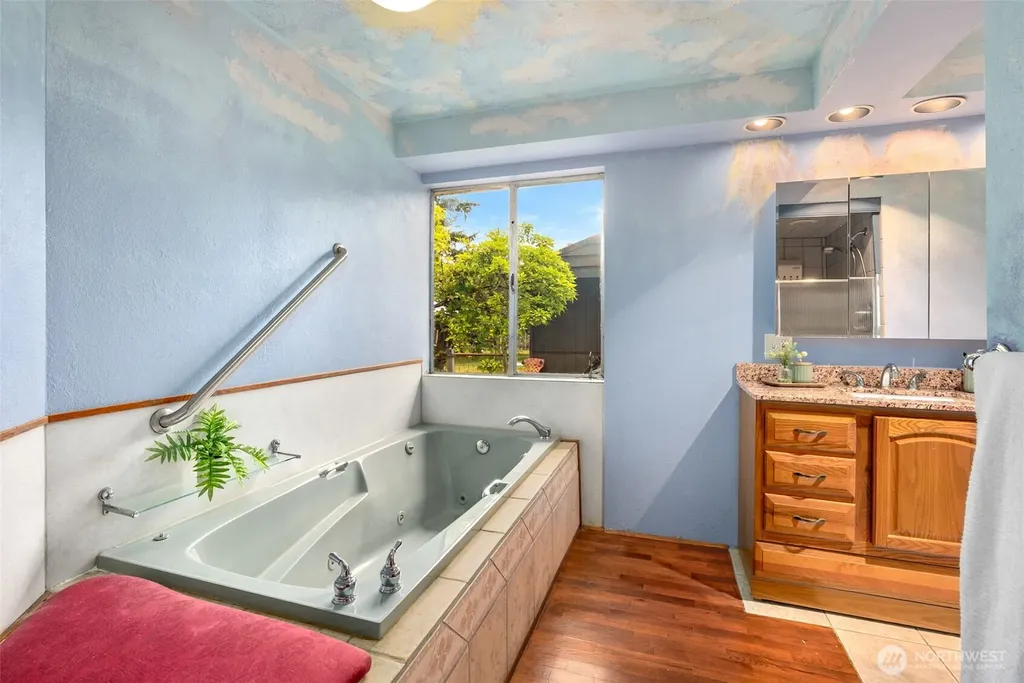 902 N 149th Street Shoreline WA 98133