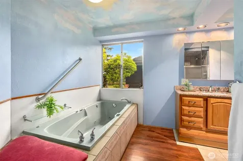 902 N 149th Street Shoreline WA 98133
