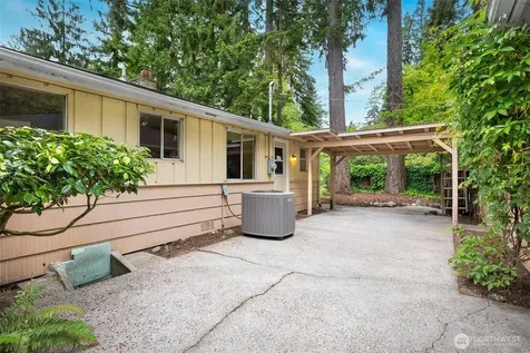 902 N 149th Street Shoreline WA 98133
