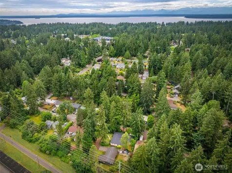 902 N 149th Street Shoreline WA 98133