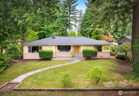 902 N 149th Street Shoreline WA 98133