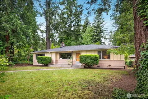 902 N 149th Street Shoreline WA 98133