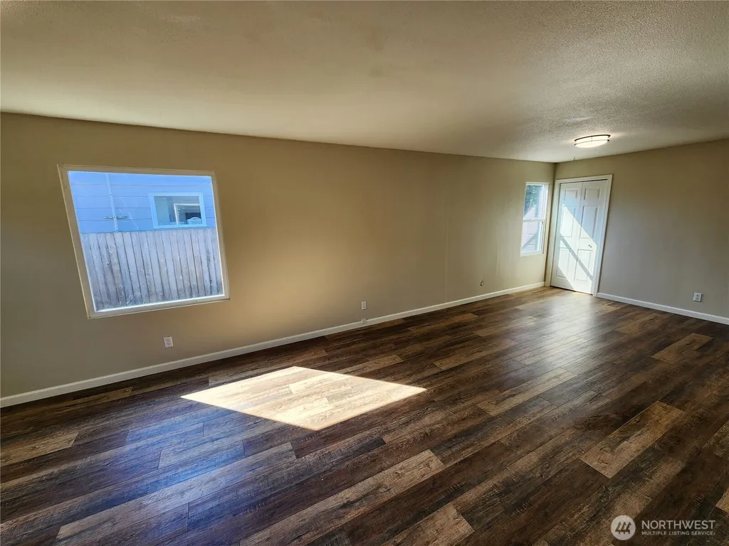 807 Georgiana Street Port Angeles WA 98362
