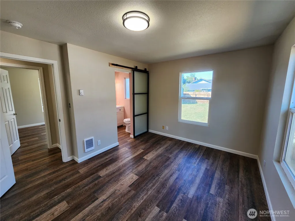 807 Georgiana Street Port Angeles WA 98362