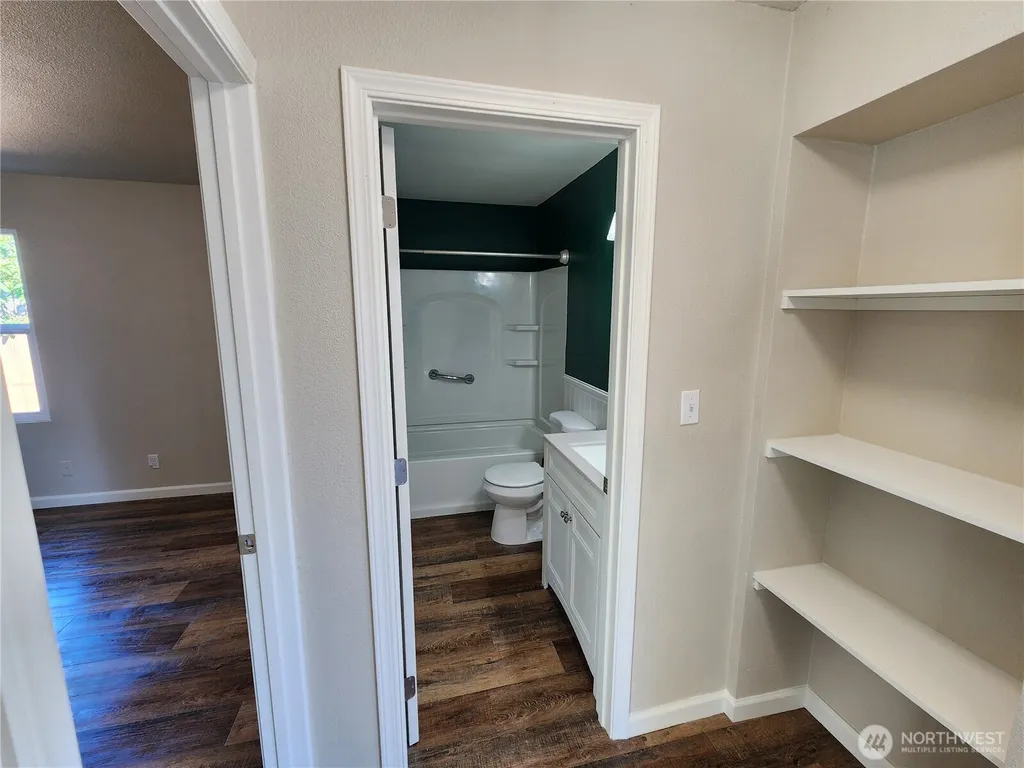 807 Georgiana Street Port Angeles WA 98362