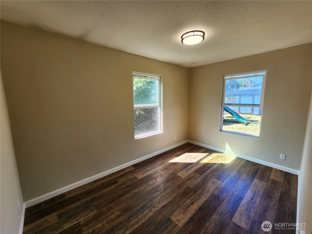 807 Georgiana Street Port Angeles WA 98362