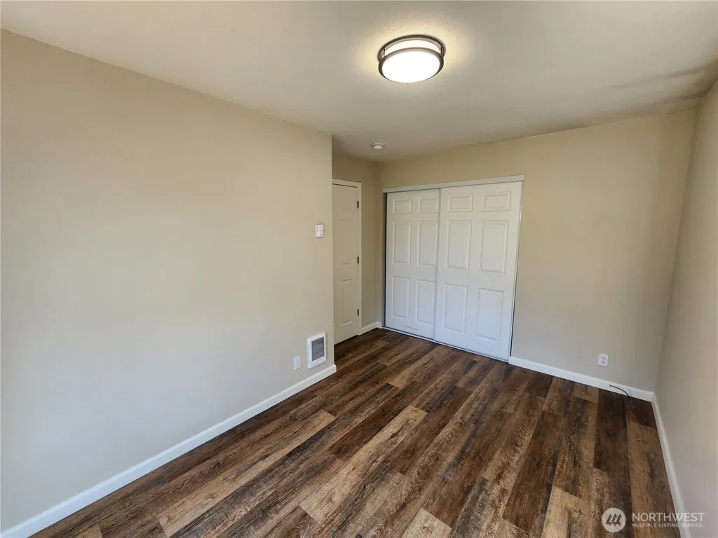 807 Georgiana Street Port Angeles WA 98362