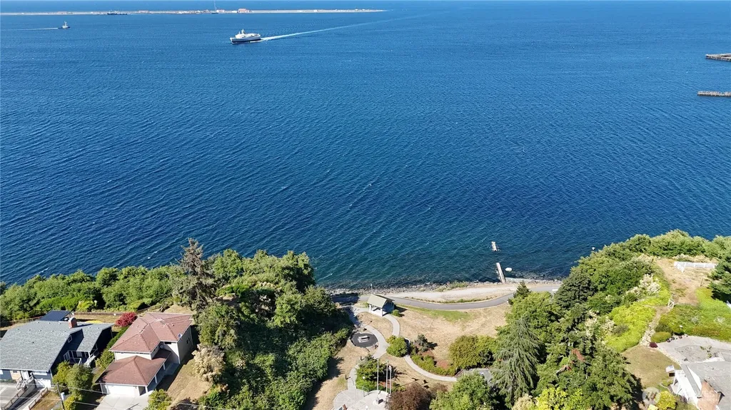 807 Georgiana Street Port Angeles WA 98362