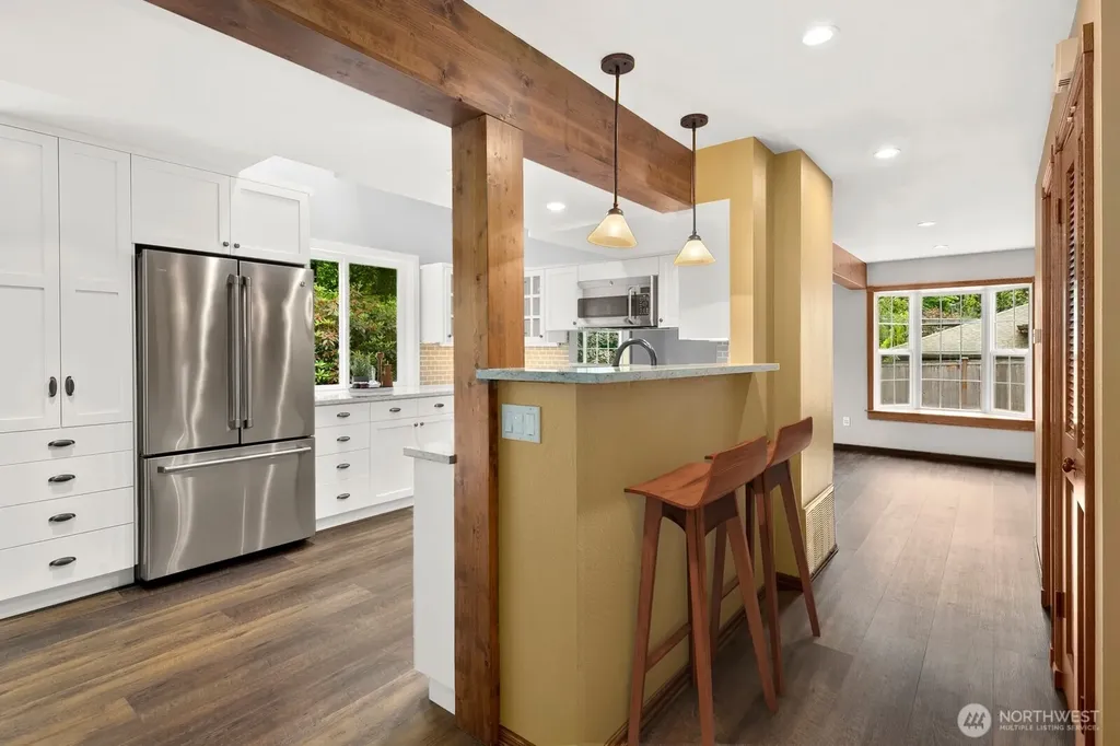 7825 NE 140th Place Kirkland WA 98034