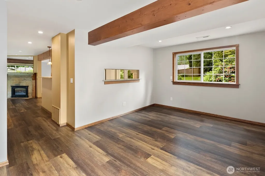 7825 NE 140th Place Kirkland WA 98034