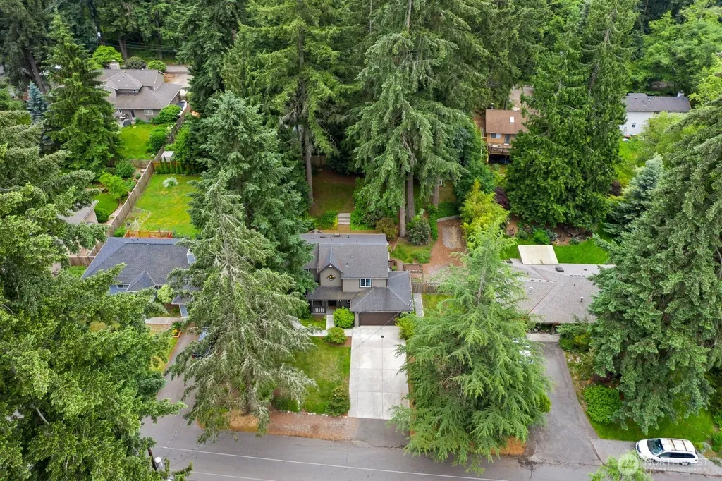 7825 NE 140th Place Kirkland WA 98034