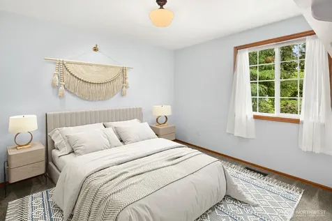 7825 NE 140th Place Kirkland WA 98034