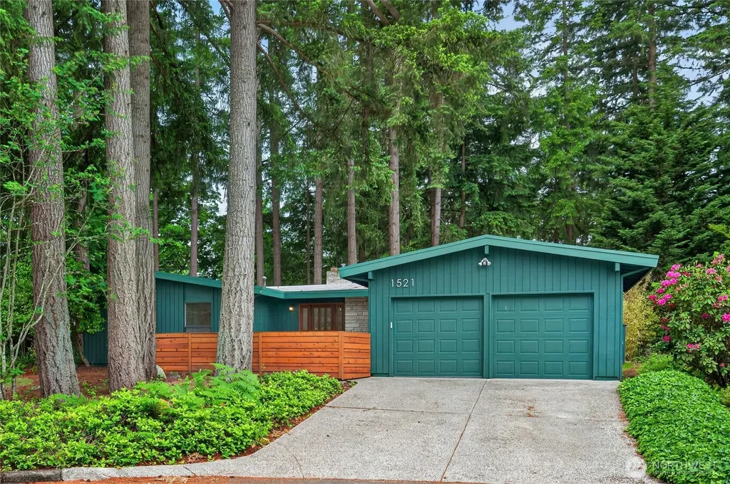 1521 150th Avenue SE Bellevue WA 98007