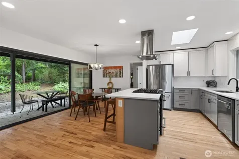 1521 150th Avenue SE Bellevue WA 98007