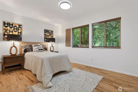 1521 150th Avenue SE Bellevue WA 98007