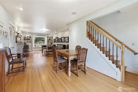 1223 Garfield Port Townsend WA 98368